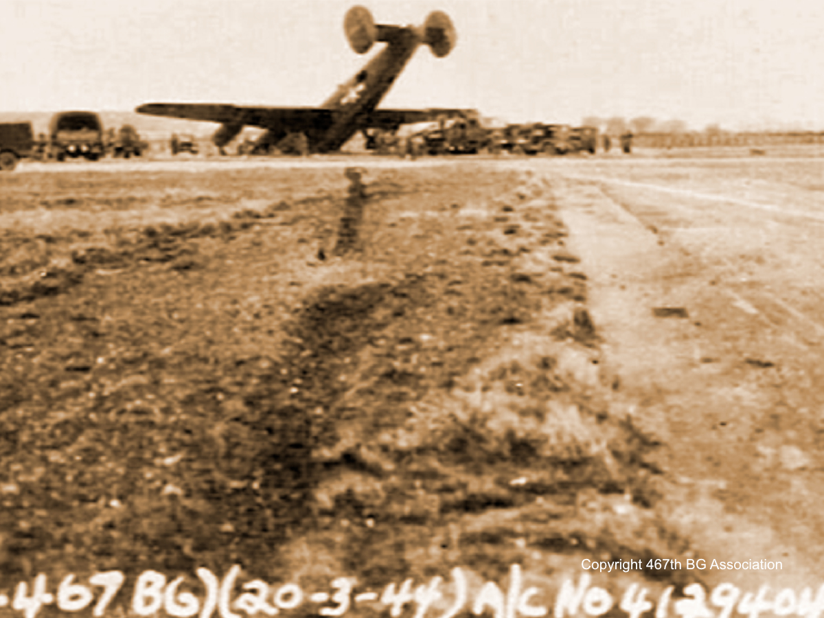 B-24H-15-CF  41-29404